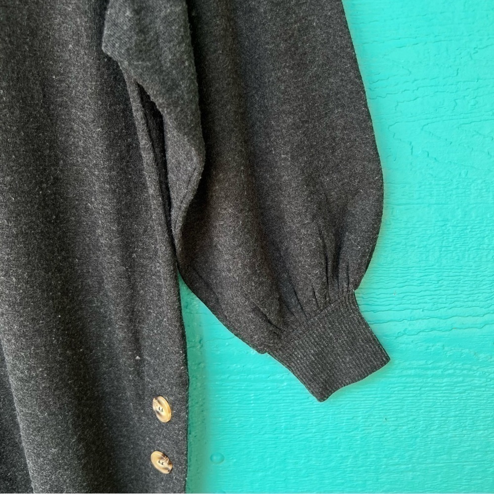 CHASER Recycled Knit V-neck Tunic Button Side Seam Balloon sleeves Size M NWT - Picture 8 of 13